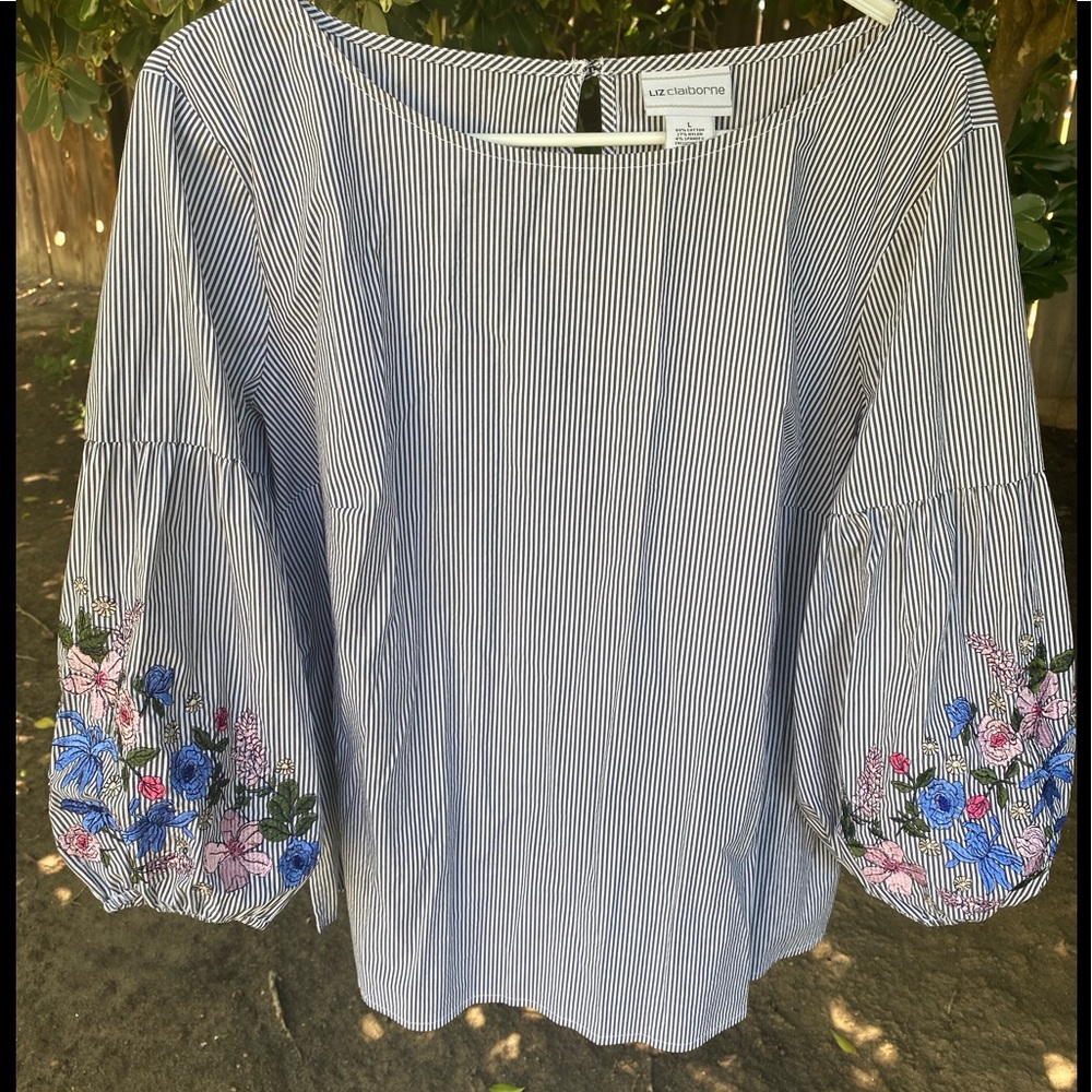 Liz Claiborne pinstripe blouse, embroidered size lrg